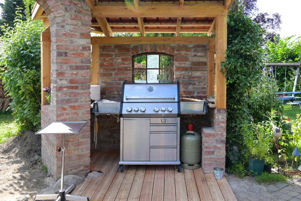 Propane Grill Assembly in Pickerington
