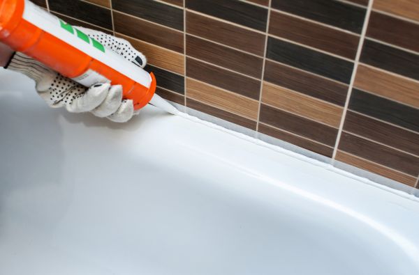 Bathtub Sealing in Pickerington
