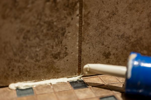 Shower Caulk Replacement in Pickerington