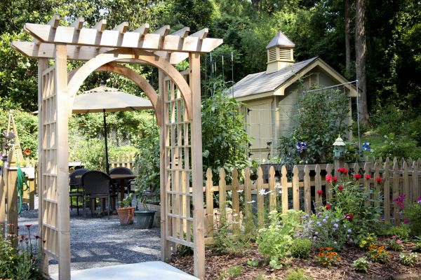 Trellis Mounting in Pickerington
